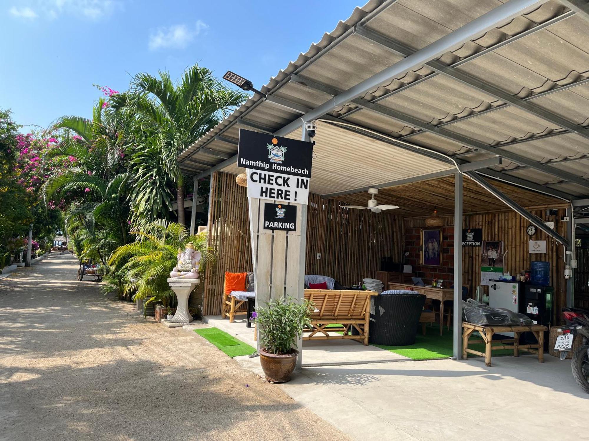 Namthip Homebeach 반 타이 외부 사진